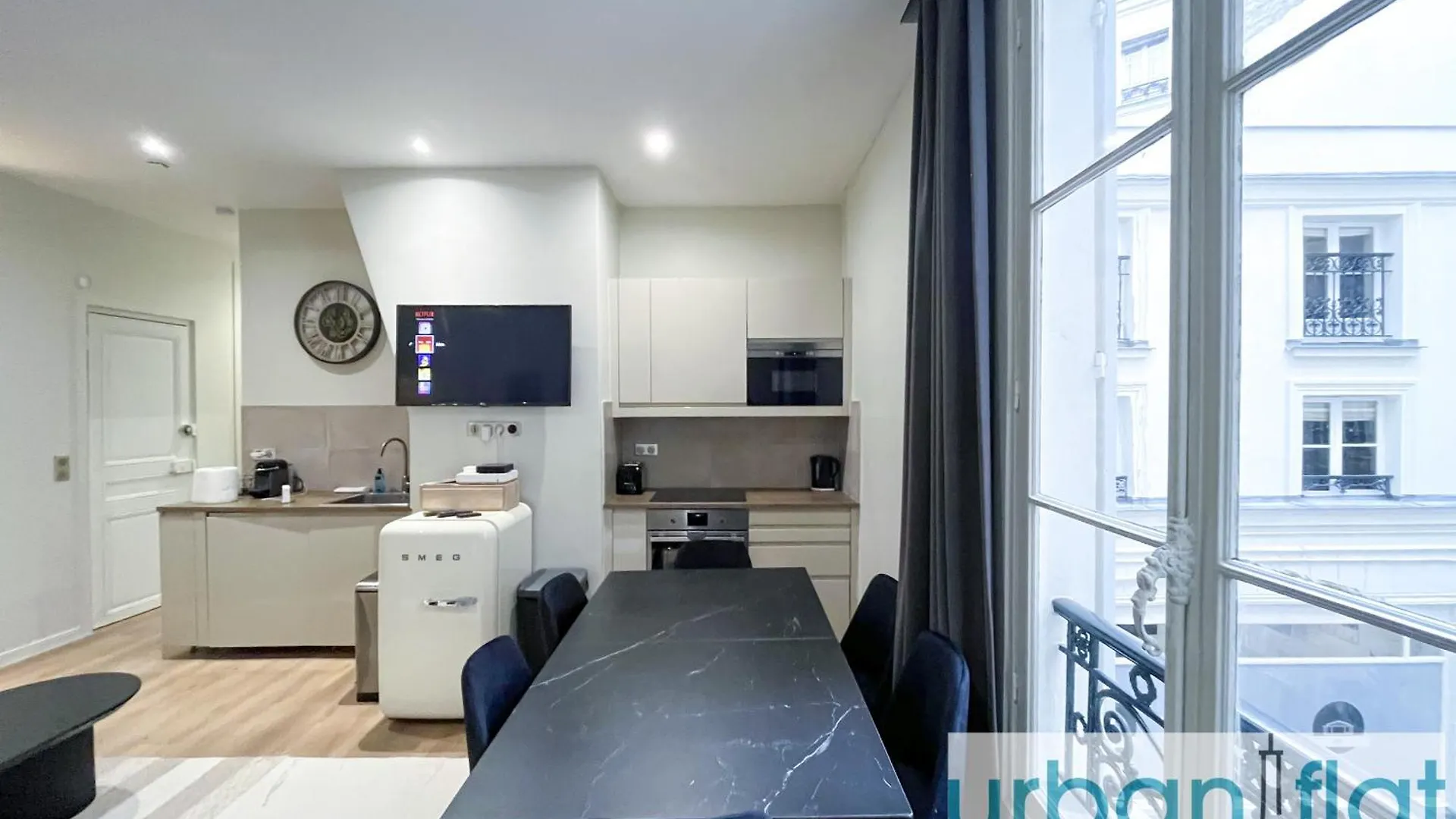 Urban Flat 62 - Beautiful Apartment Mermoz Champs-Elysees Paris