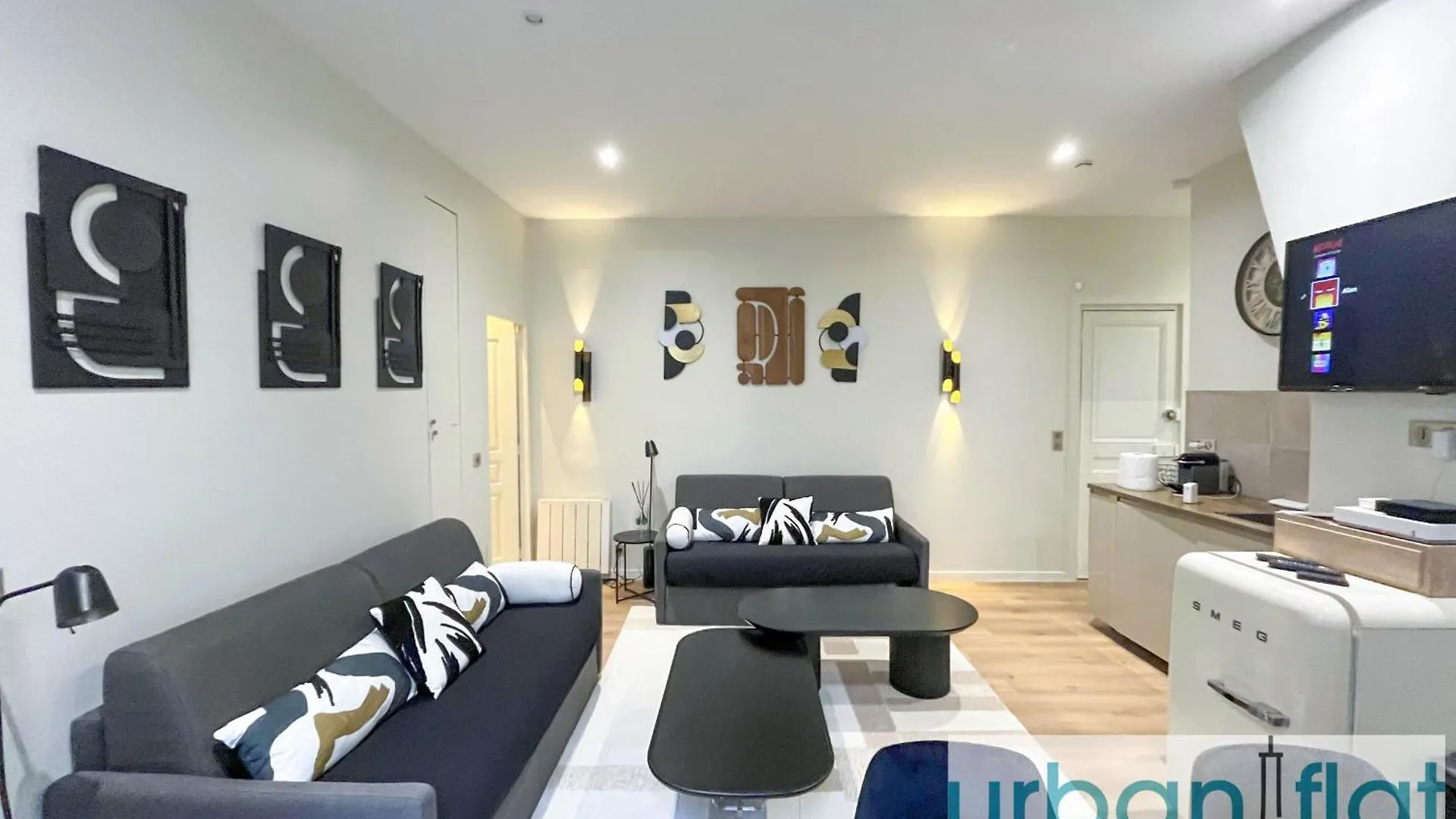 Urban Flat 62 - Beautiful Apartment Mermoz Champs-Elysees Paris